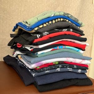 Mystery bundle of 6 t-shirts